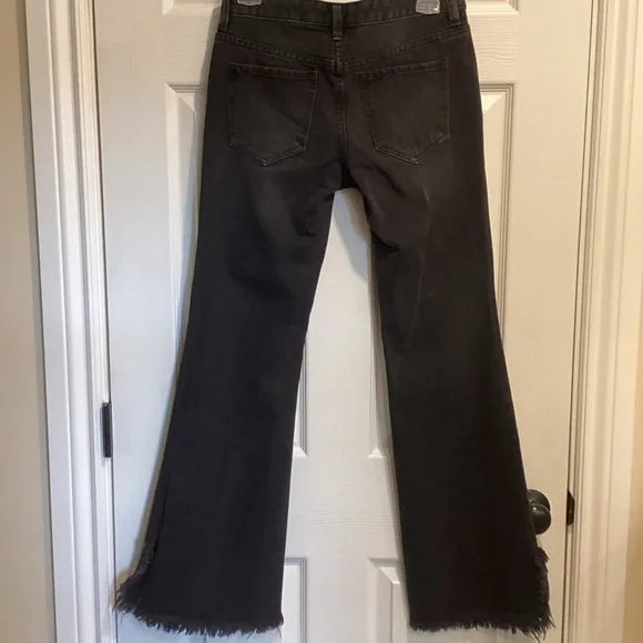 We The Free Black Denim Distressed Raw Hem Flare Boho Mid-Rise Jeans, Size 26 - Picture 8 of 15